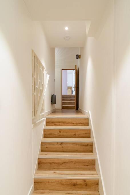 Stunning 2 Bed Apartment, Heart Of The Barbican พลีมัธ ภายนอก รูปภาพ