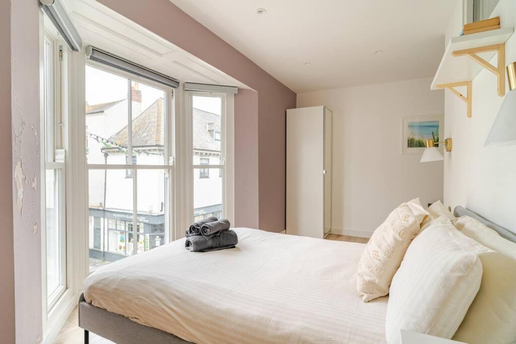 Stunning 2 Bed Apartment, Heart Of The Barbican พลีมัธ ภายนอก รูปภาพ